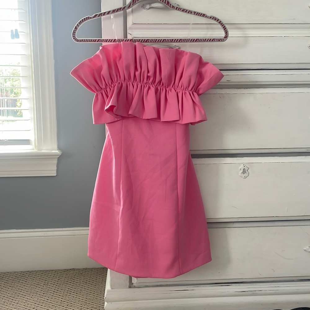 Bubblegum pink strapless dress